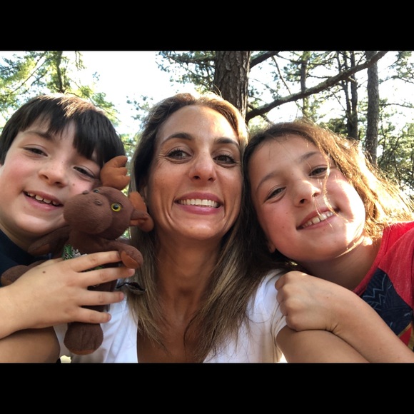 Meet your Posher, Christina - Picture 2 of 3